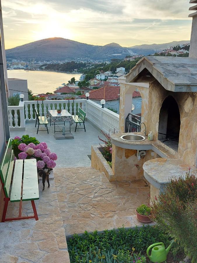 Apartments Gracia & Toni Trogir Ngoại thất bức ảnh