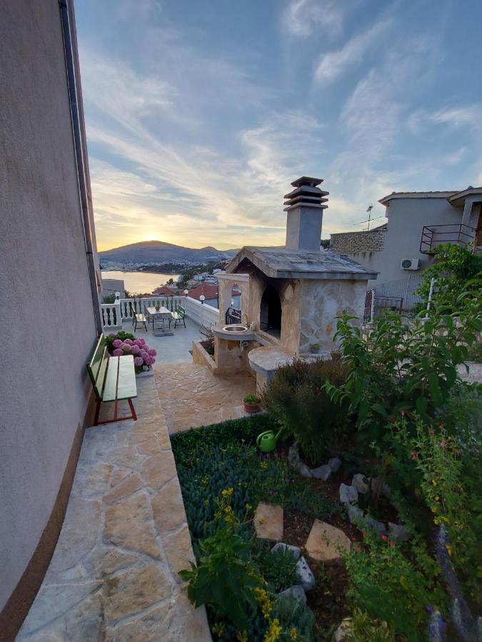 Apartments Gracia & Toni Trogir Ngoại thất bức ảnh
